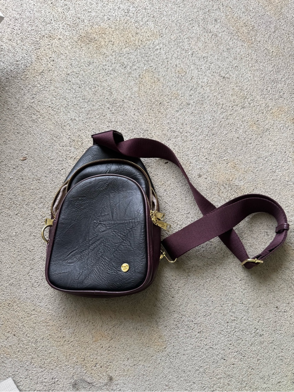 Inicat Women's Black and Burgundy Crossbody Backpack Sling